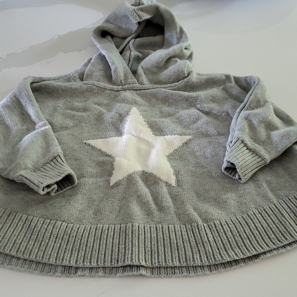 Baby Gap 2 Piece Outfit Star Sweater w/ Jeggings - Picture 2 of 7